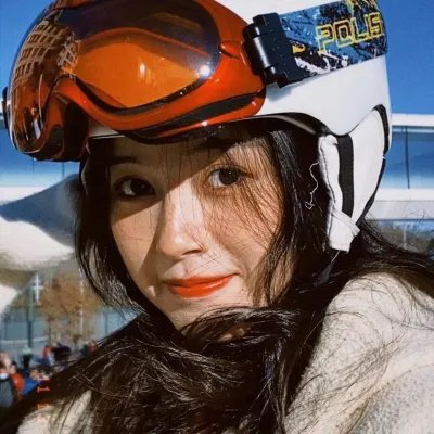 冰山下的守望者